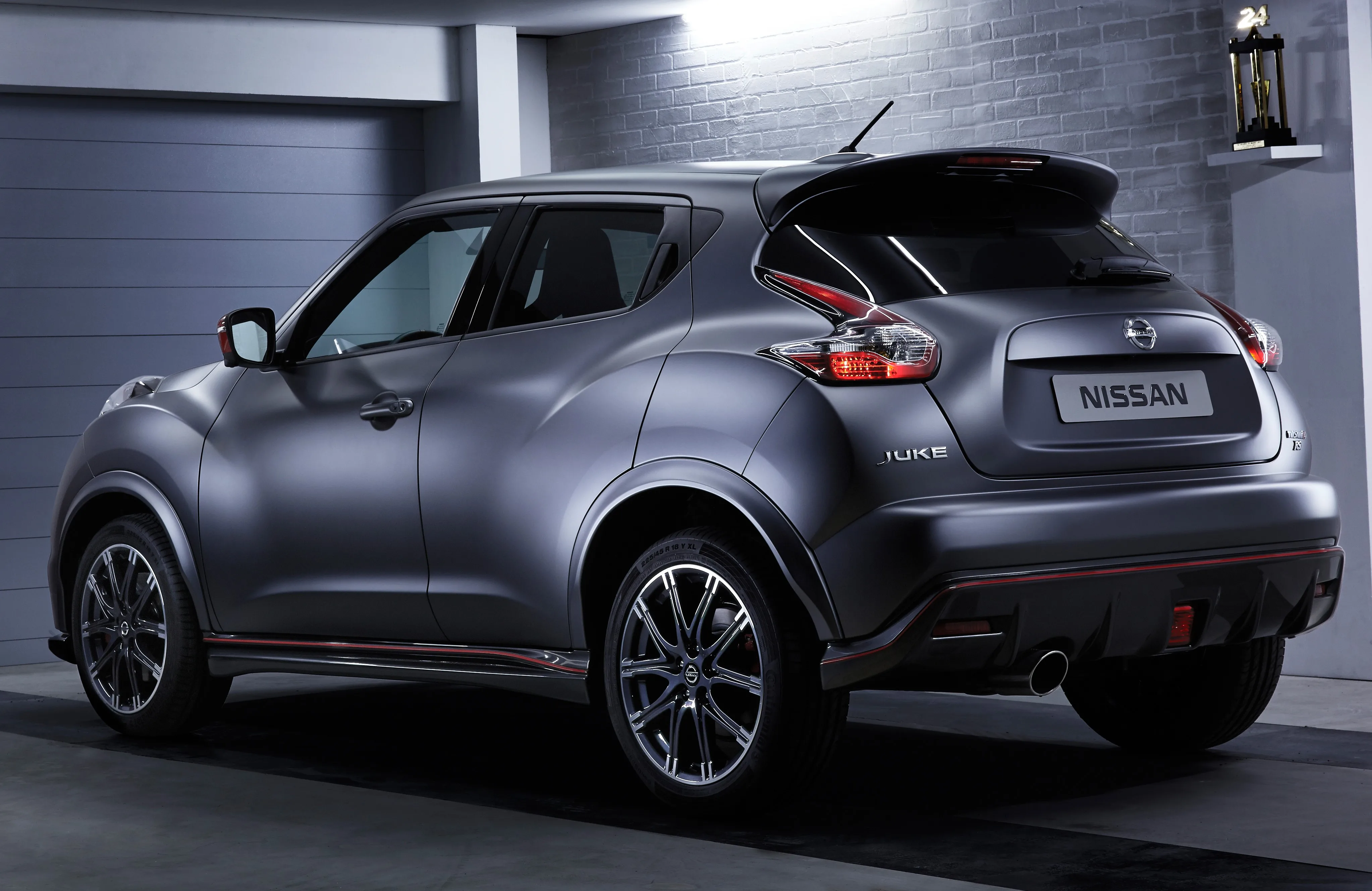 NISSAN-Juke-Nismo-4730_76.jpeg