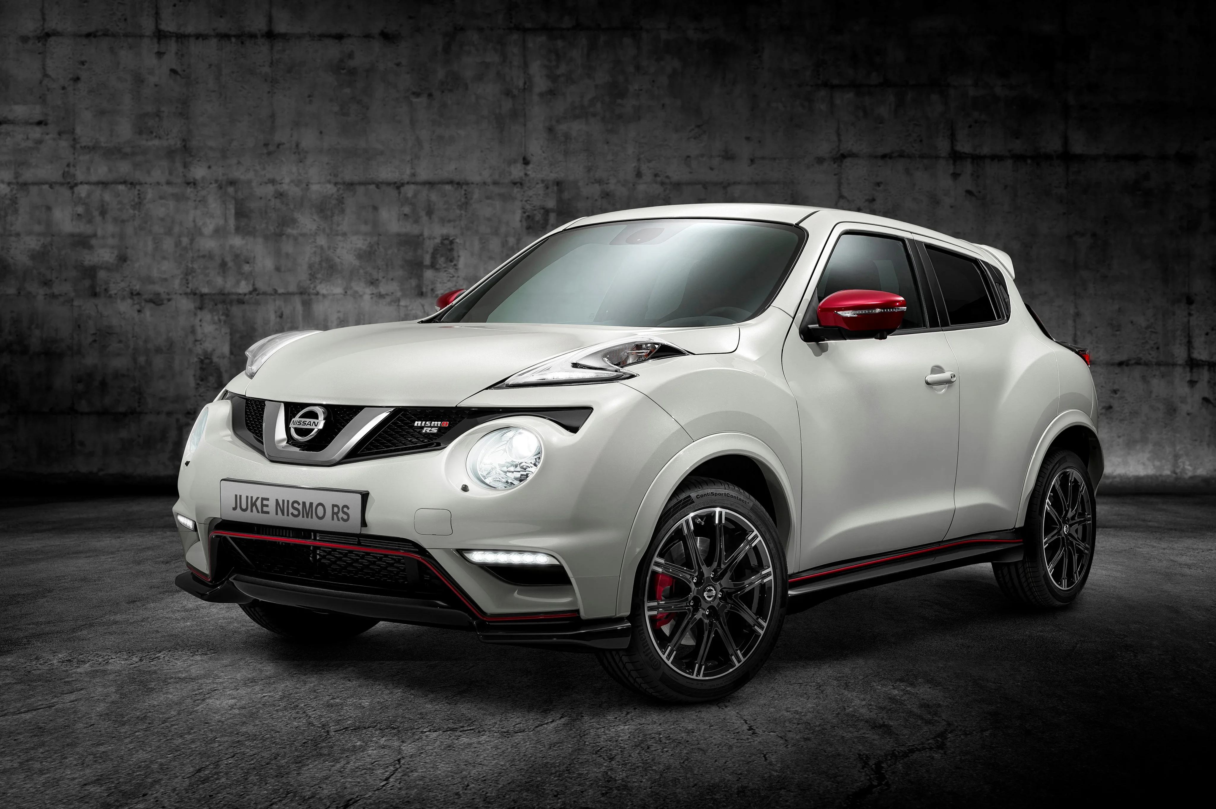 NISSAN-Juke-Nismo-4730_80.jpeg