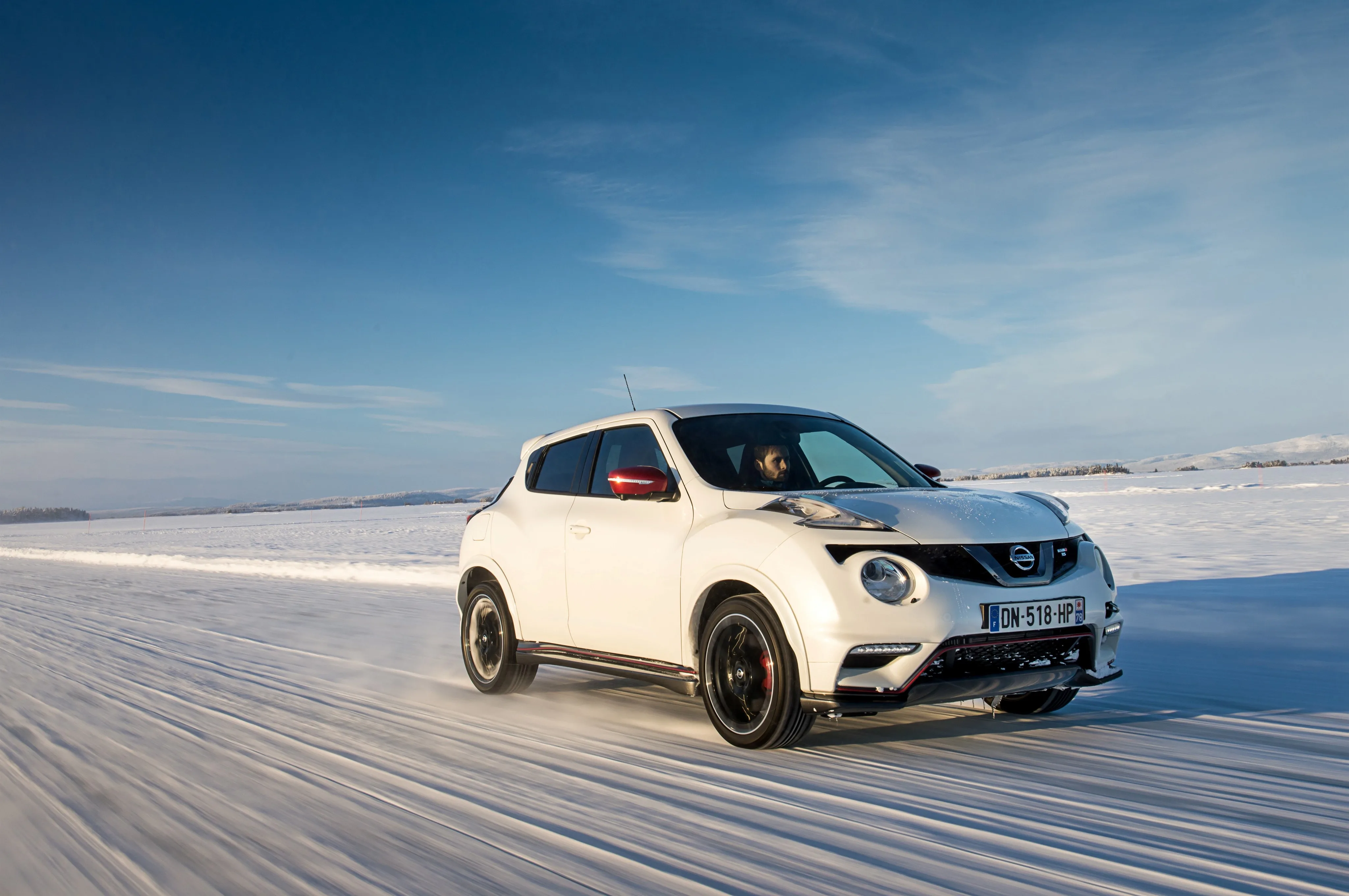 NISSAN-Juke-Nismo-4730_84.jpeg