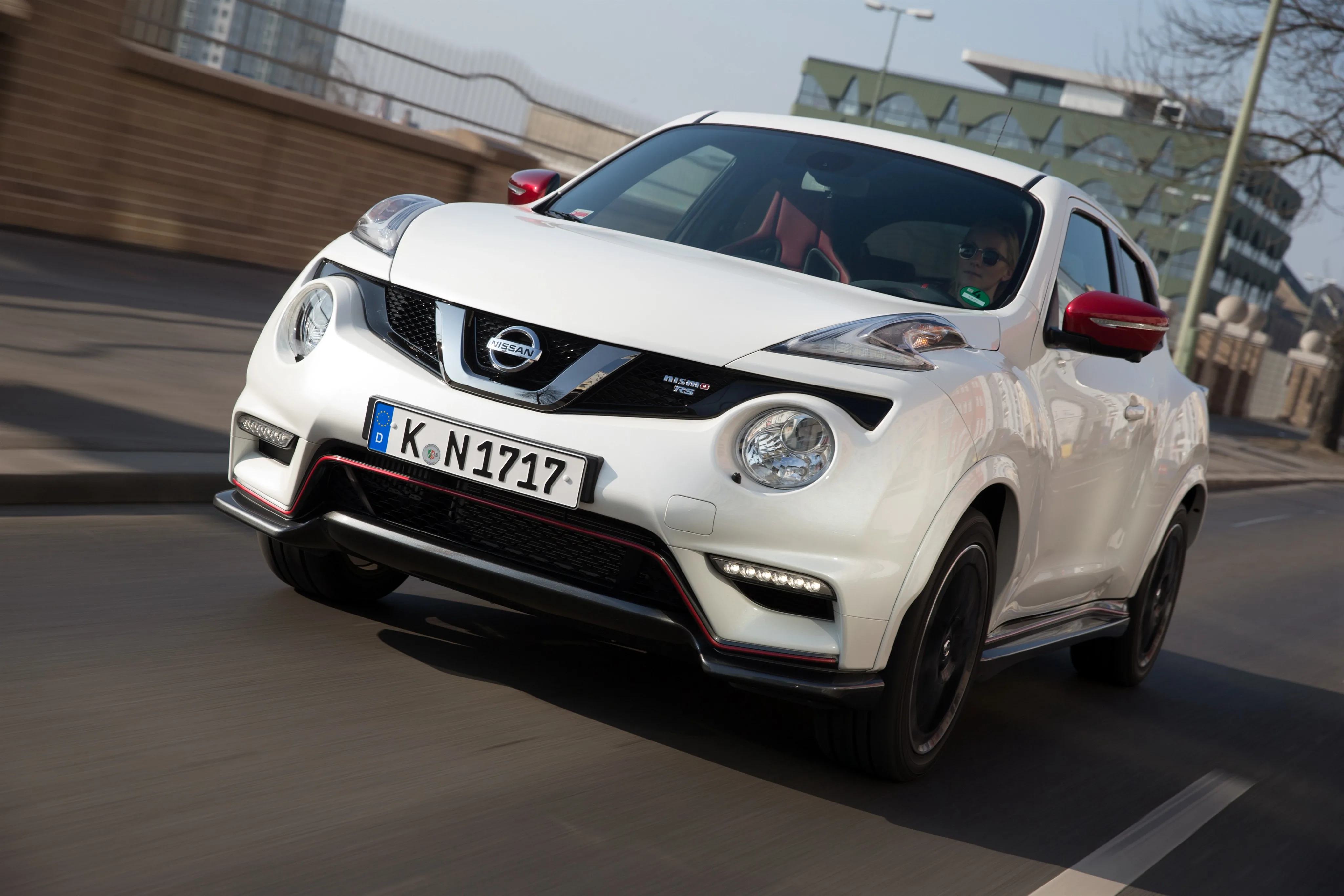 NISSAN-Juke-Nismo-4730_91.jpeg