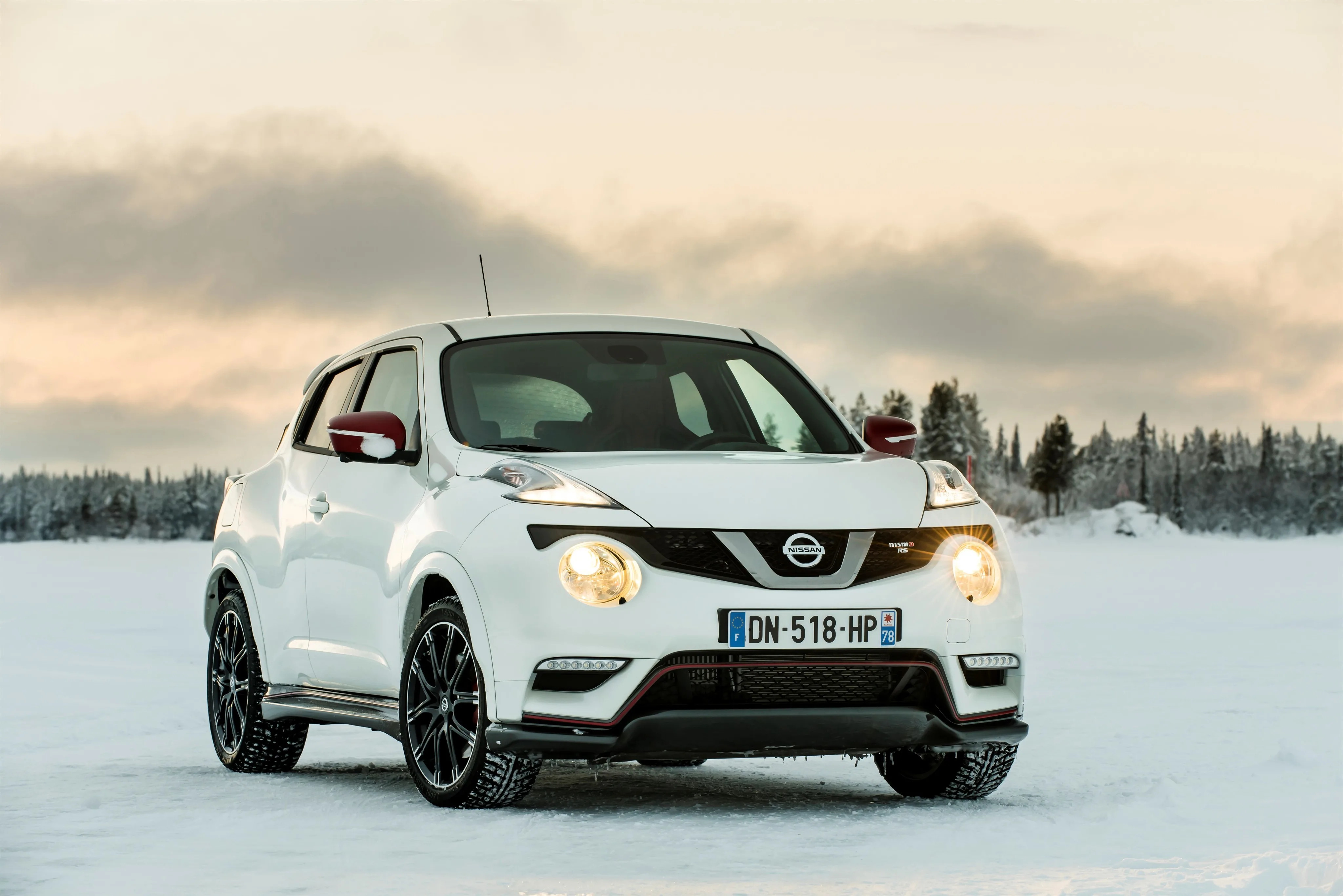 NISSAN-Juke-Nismo-4730_92.jpeg