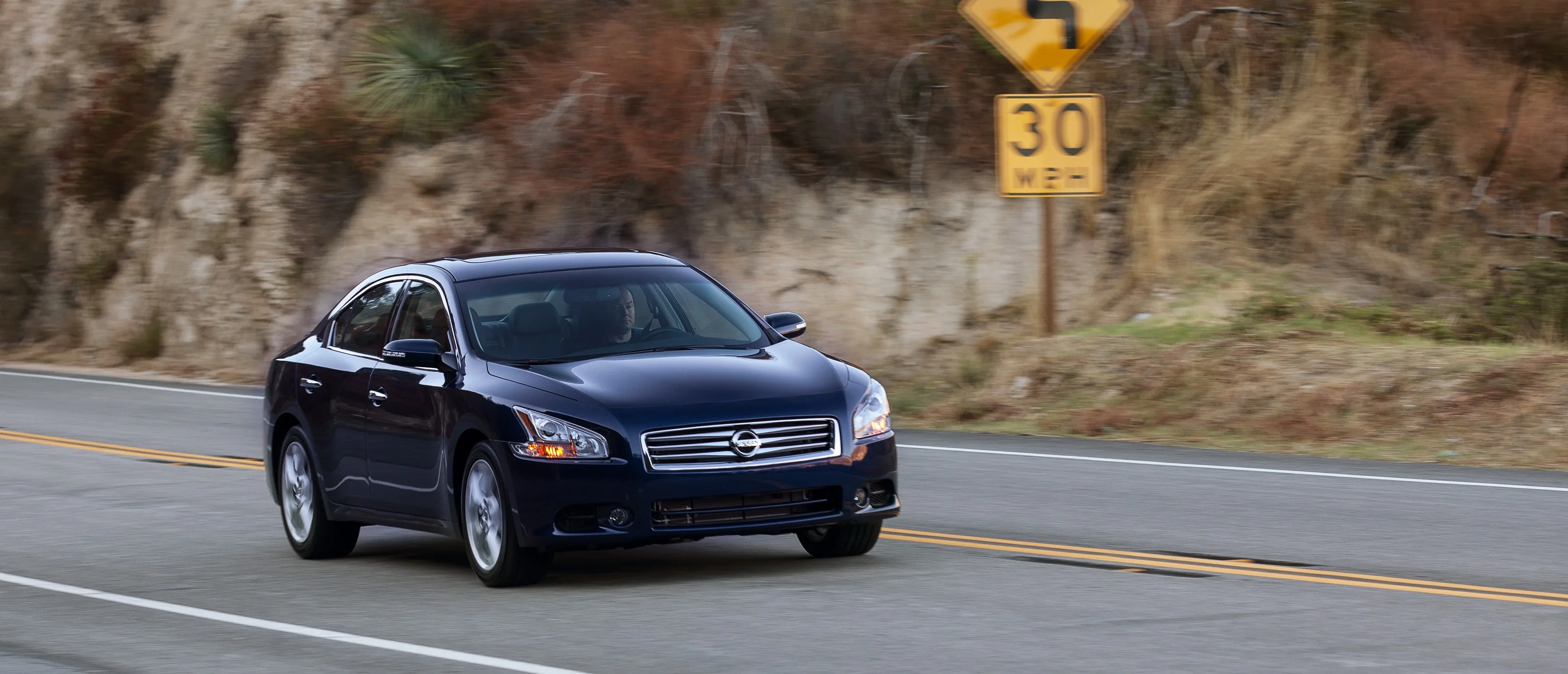 NISSAN-Maxima-3852_27.jpg