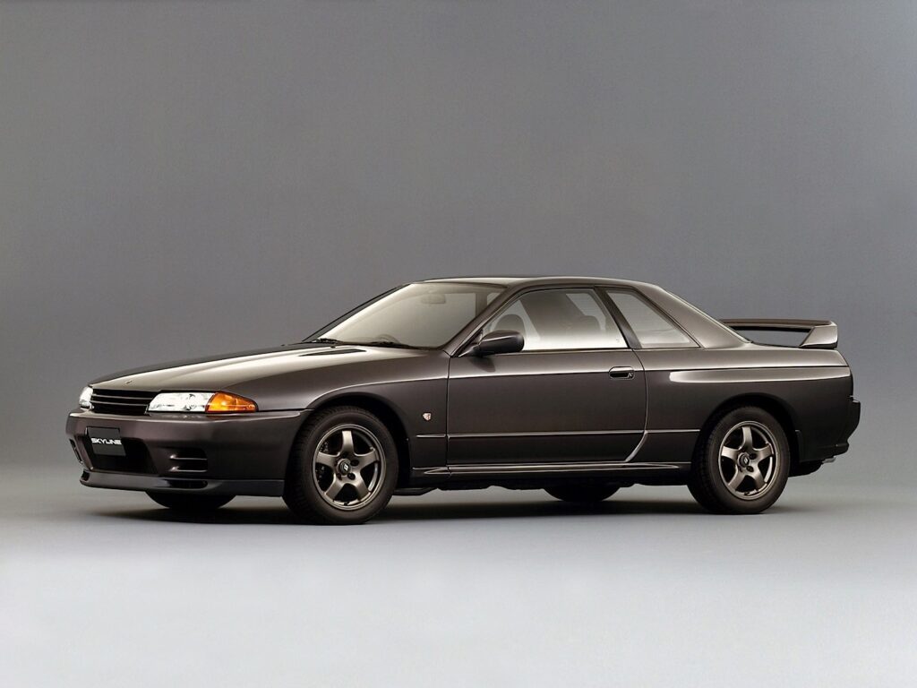 NISSAN Skyline GT-R (R32) 1989-1994
