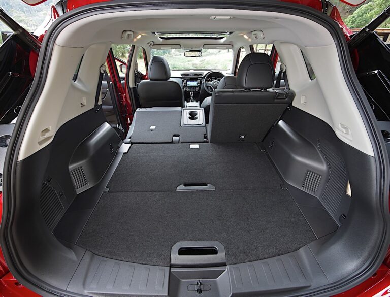 NISSAN X-Trail (T32) 2017-2022