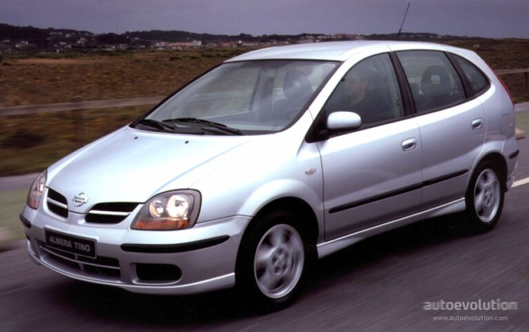NISSAN Almera Tino 2000-2006