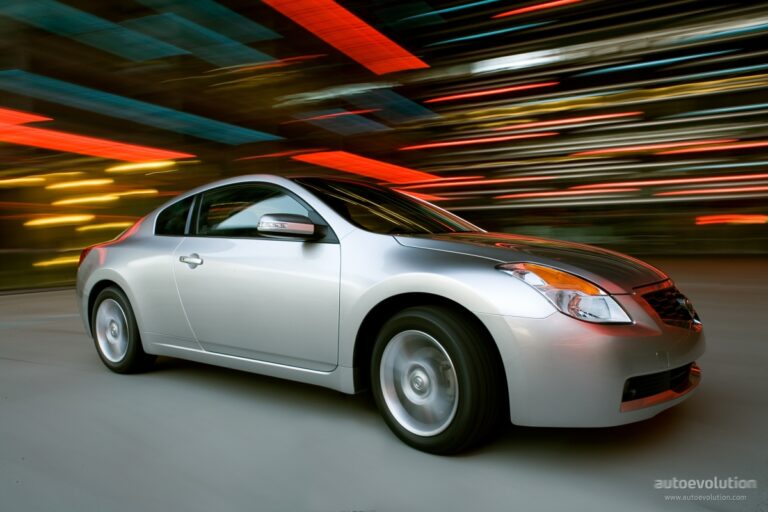NISSAN Altima Coupe 2007-2012