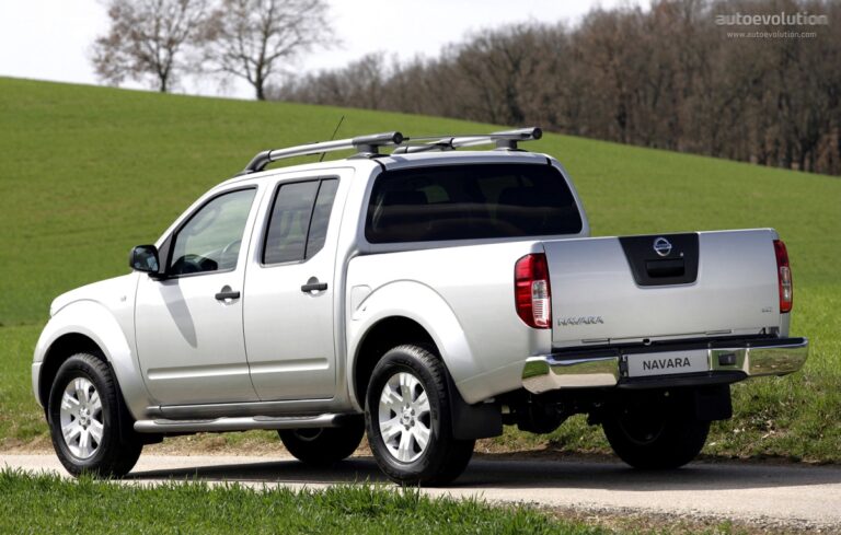 NISSAN Navara / Frontier Double Cab 2005-2015