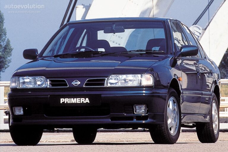 1994 Nissan Primera Sedan