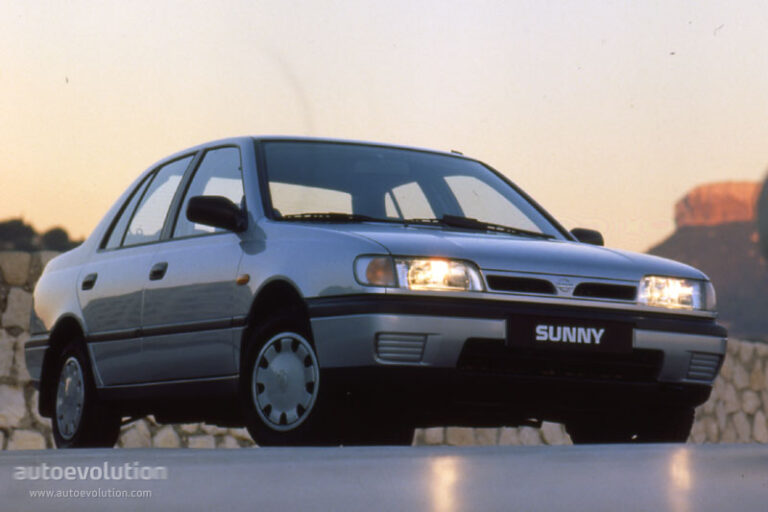 NISSAN Sunny Sedan 1993-1995