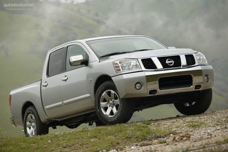 NISSAN Titan Crew Cab 2004-2015