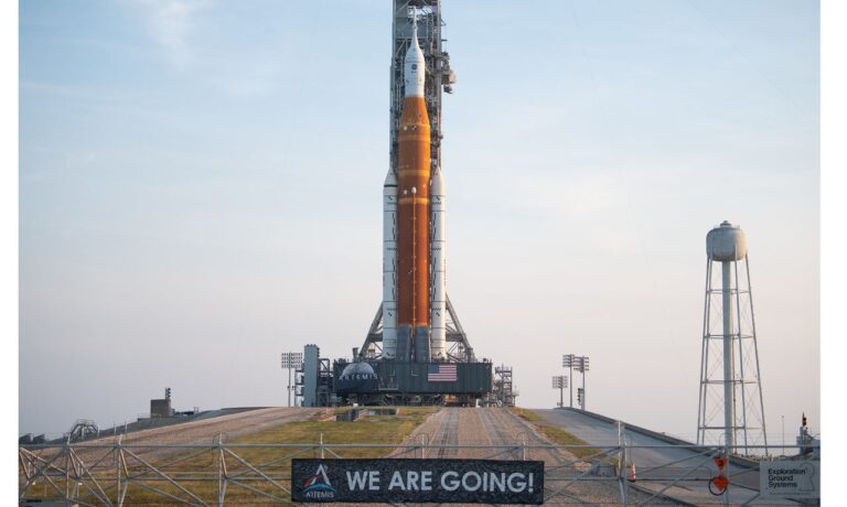 Nowa era eksploracji Księżyca: Billioner Isaacman stawia na Artemis