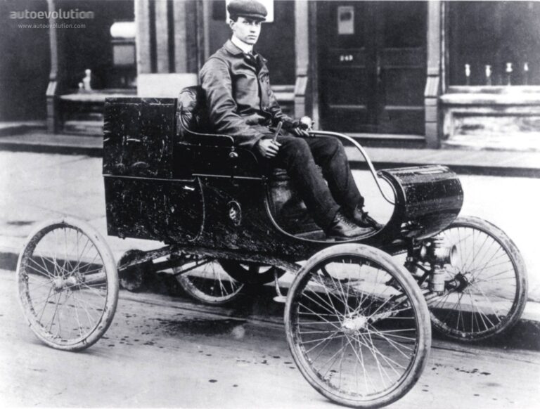 OLDSMOBILE Curved Dash 1901-1907