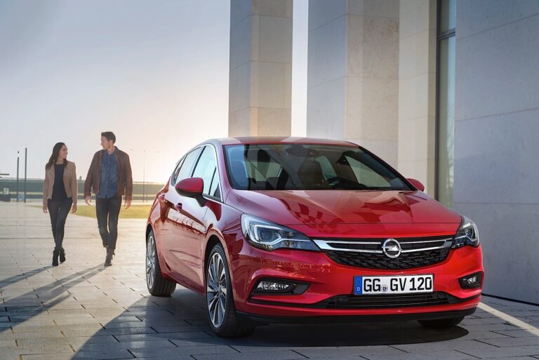 OPEL Astra 5 drzwiowe 2015-2019