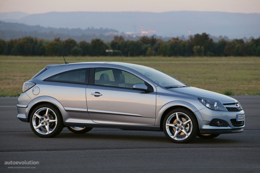OPEL Astra 3 drzwiowe (GTC) 2005-2009