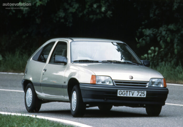 OPEL Kadett 3 drzwiowe 1984-1991