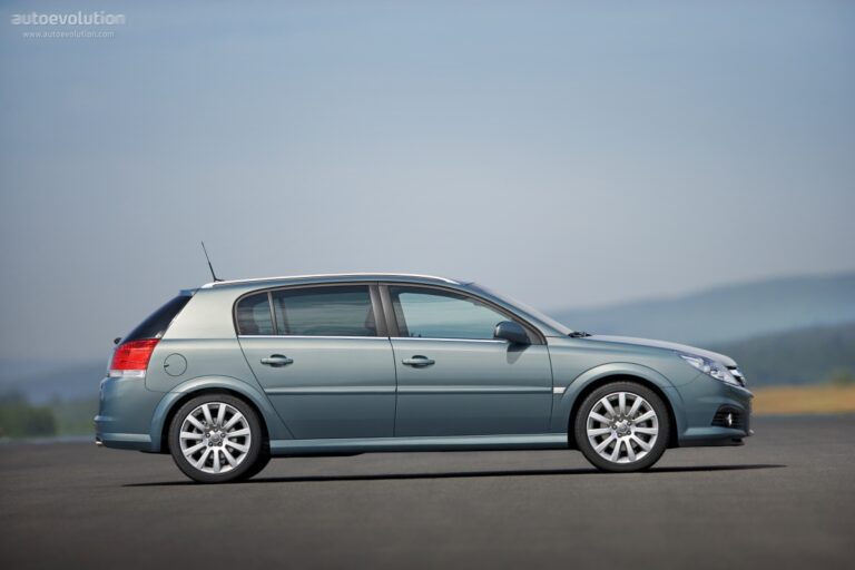 OPEL Signum 2005-2008
