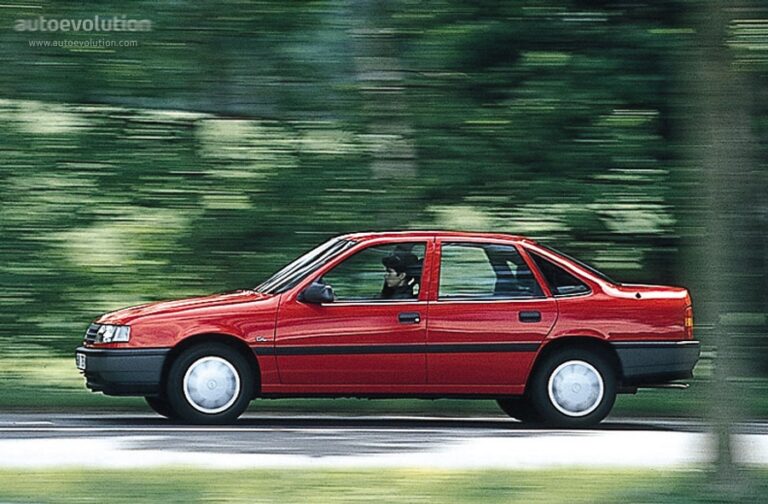 OPEL Vectra Sedan 1988-1992