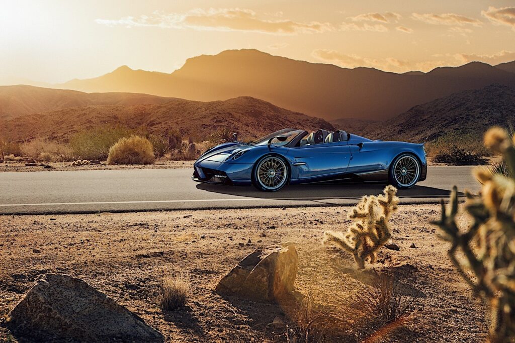 PAGANI Huayra Roadster 2017-2019