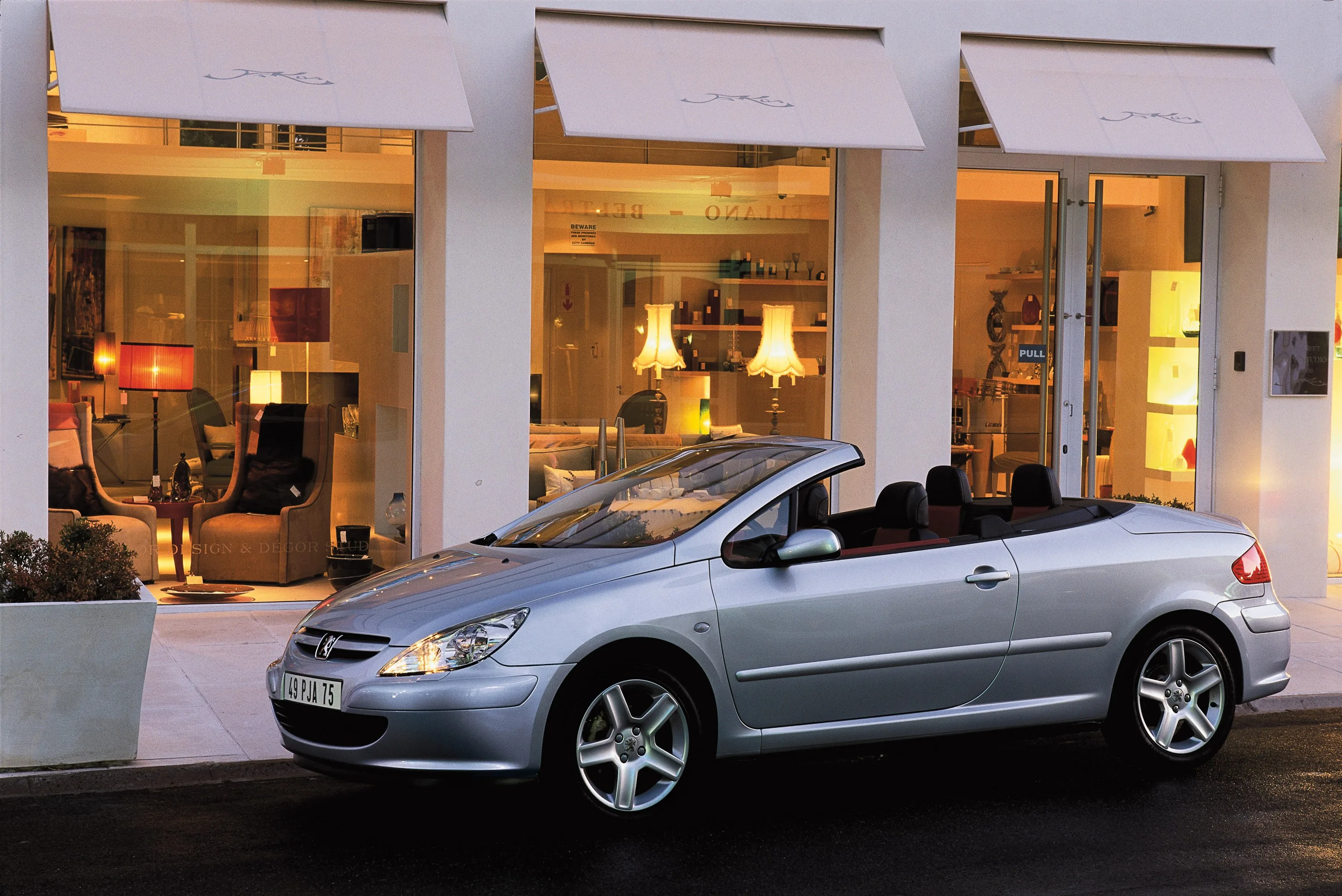 PEUGEOT-307-CC-487_60.jpeg