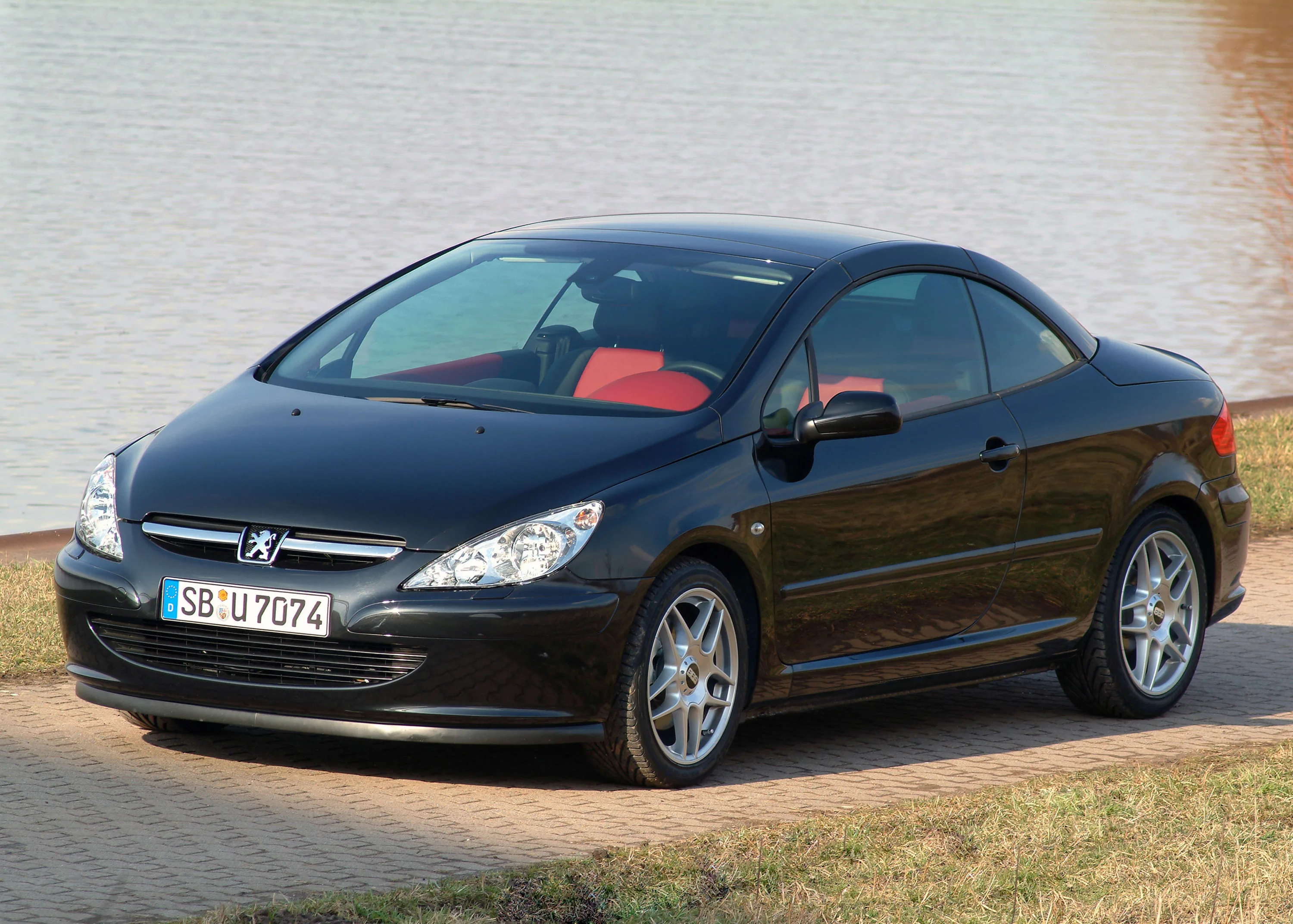 PEUGEOT-307-CC-487_68.jpeg