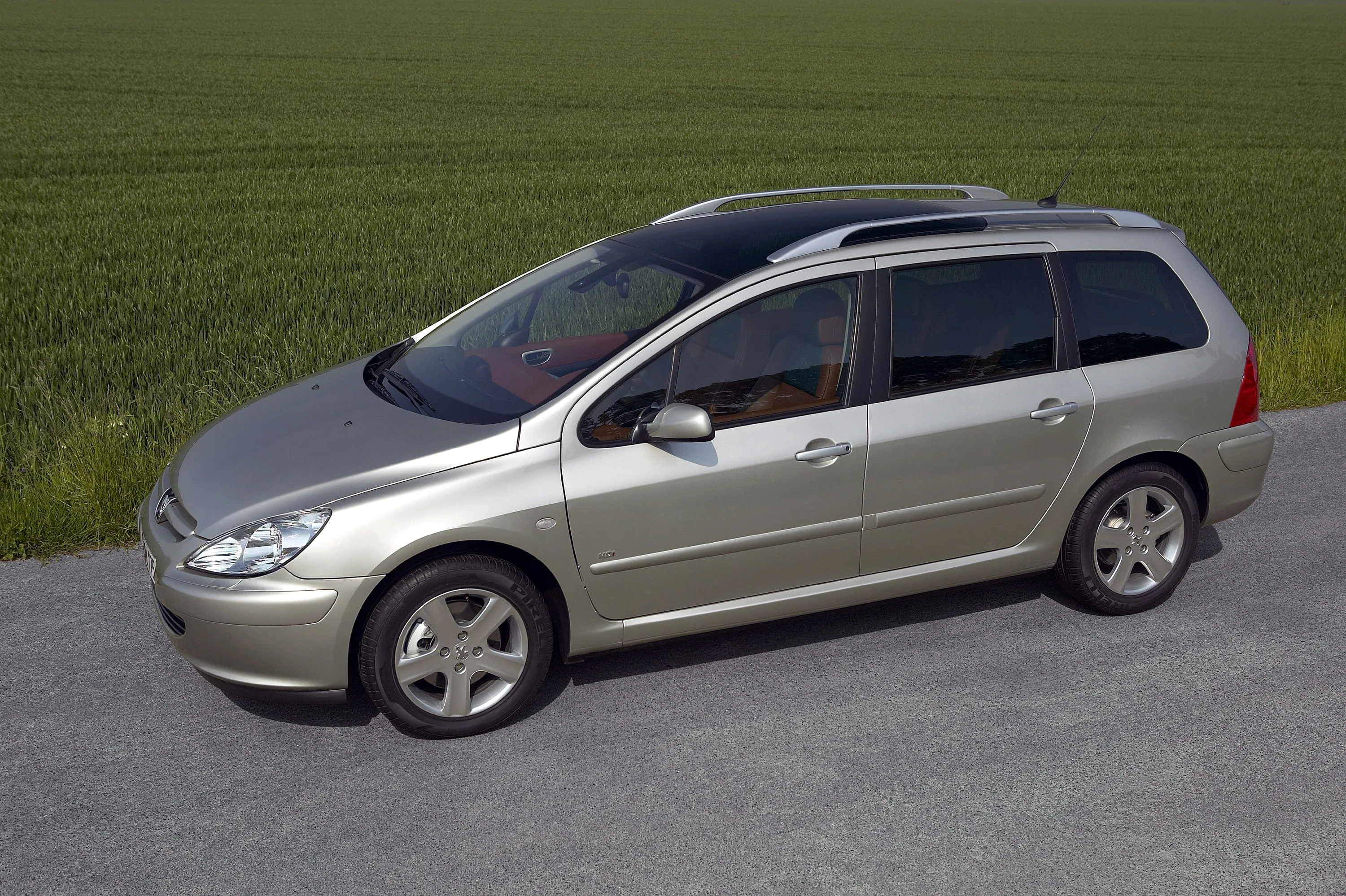 PEUGEOT-307-SW-485_19.jpeg