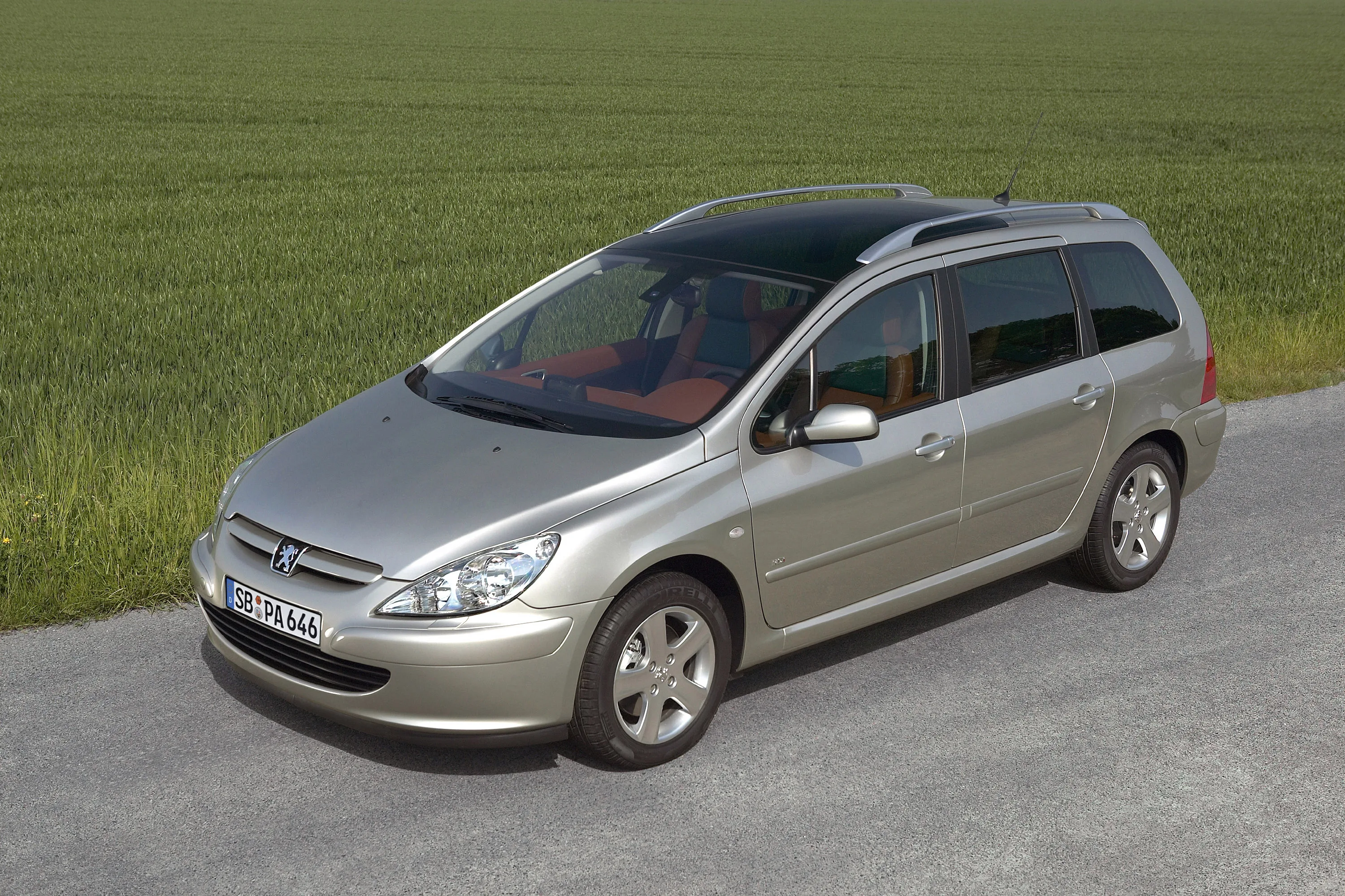 PEUGEOT-307-SW-485_20.jpeg