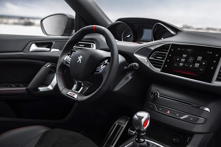 2015 Peugeot 308 GTi