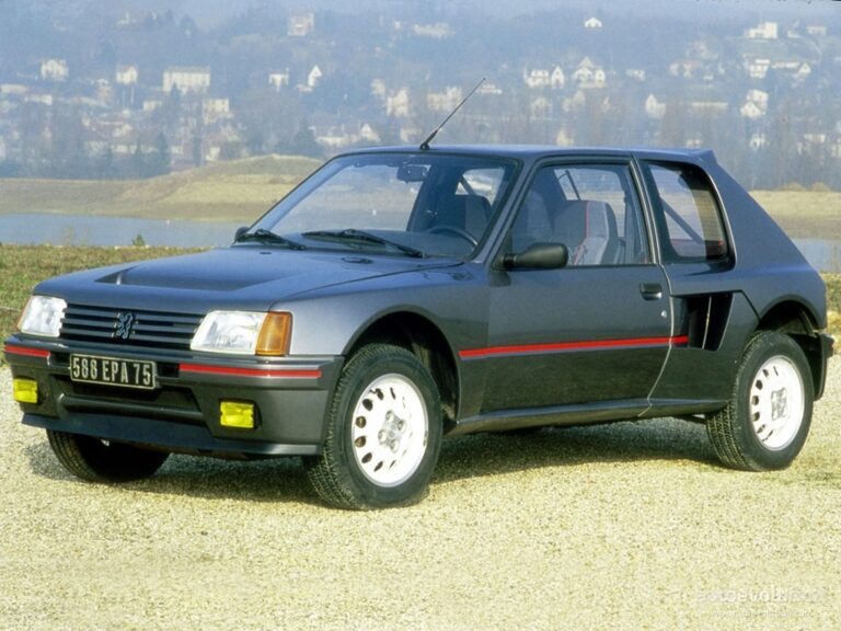 PEUGEOT 205 T16 1984-1985