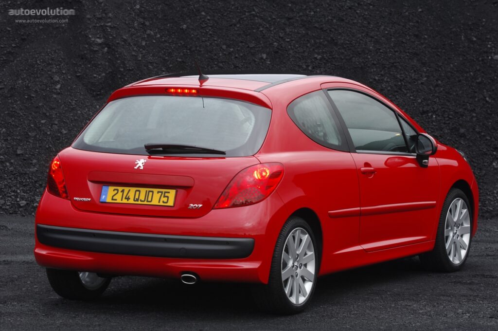PEUGEOT 207 3 drzwiowe 2006-2009