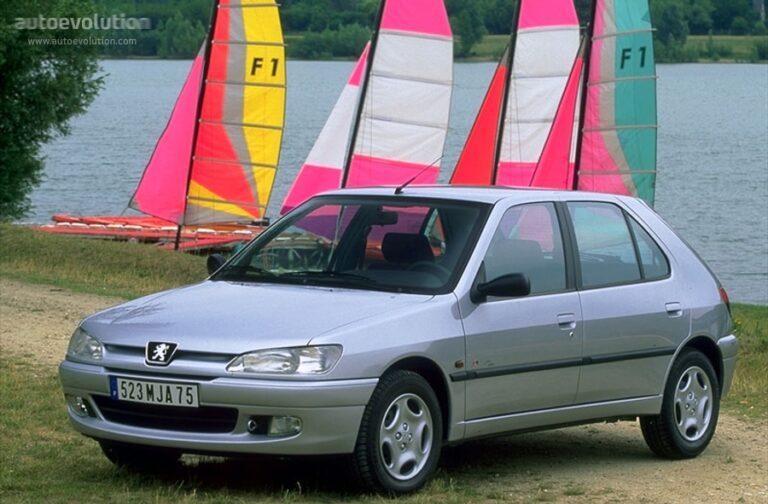 PEUGEOT 306 5 drzwiowe 1997-2001