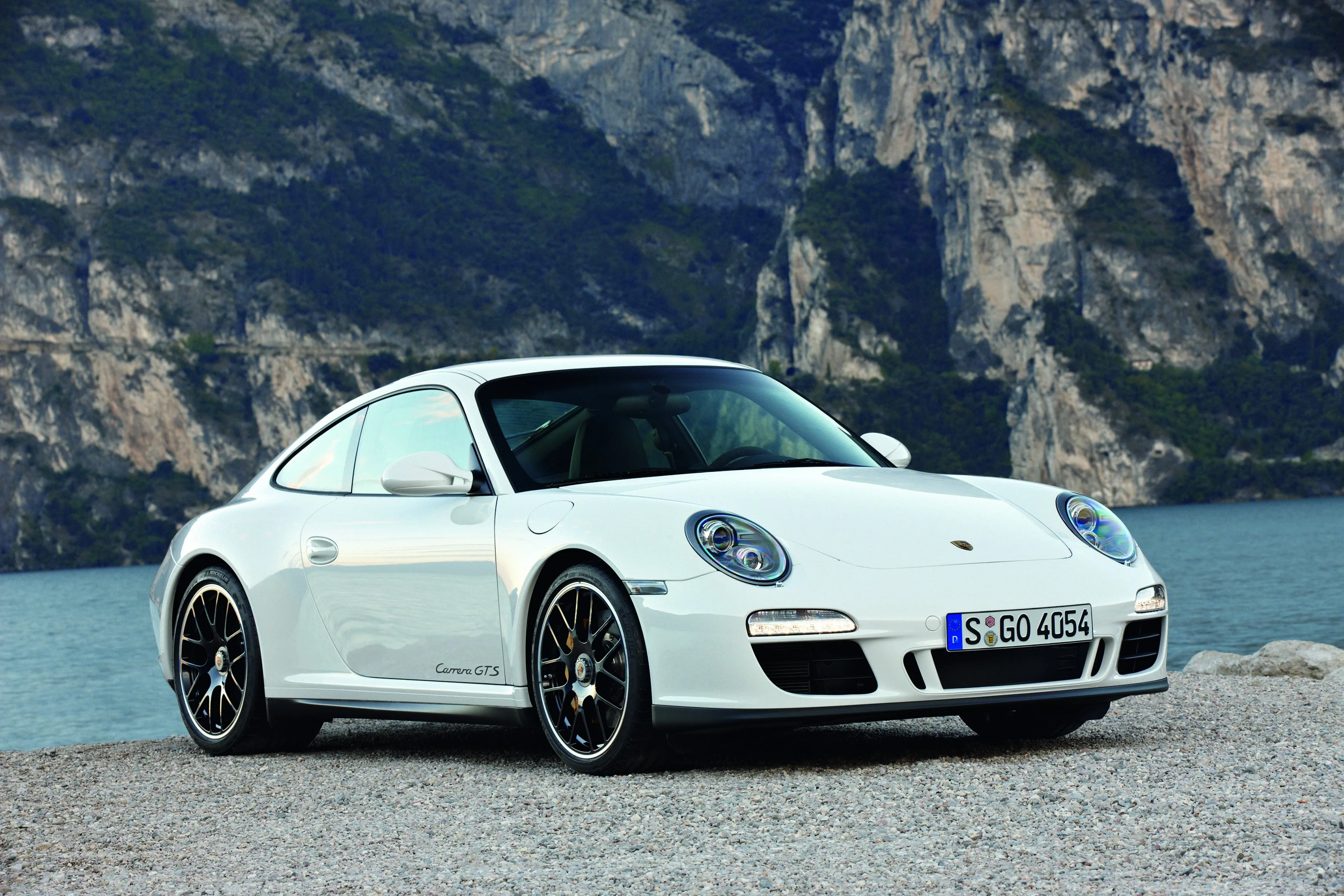 PORSCHE-911-Carrera-GTS-997-4330_21.jpg