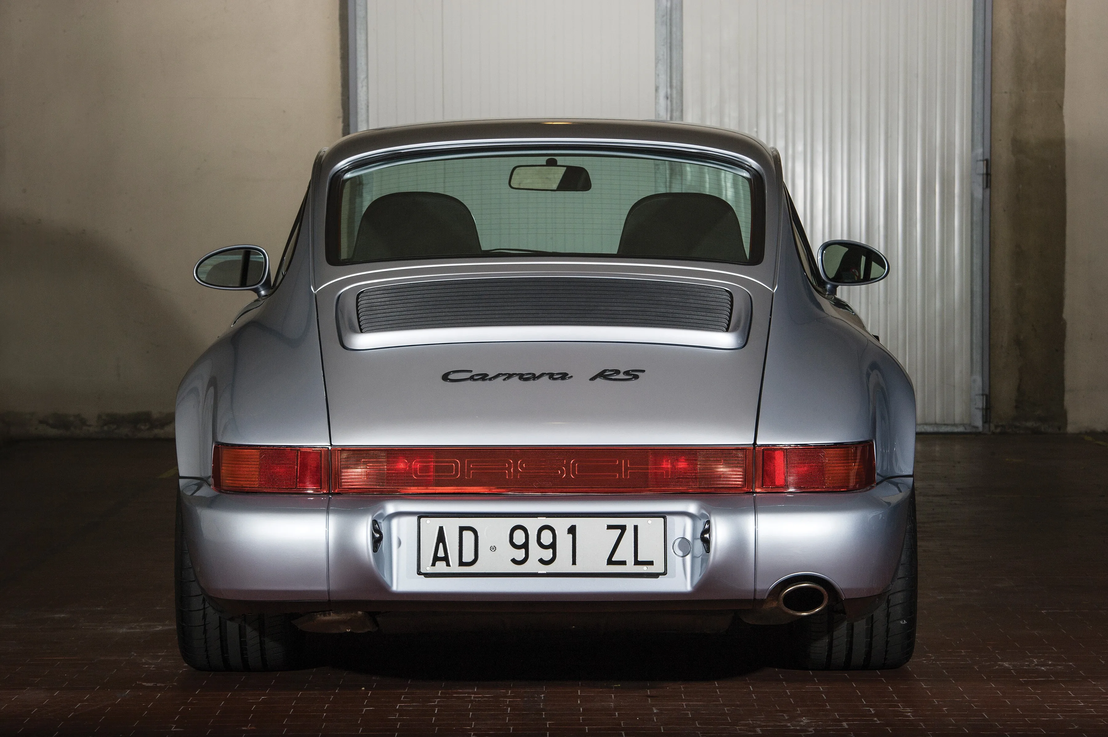 PORSCHE-911-Carrera-RS-964-2964_32.jpeg
