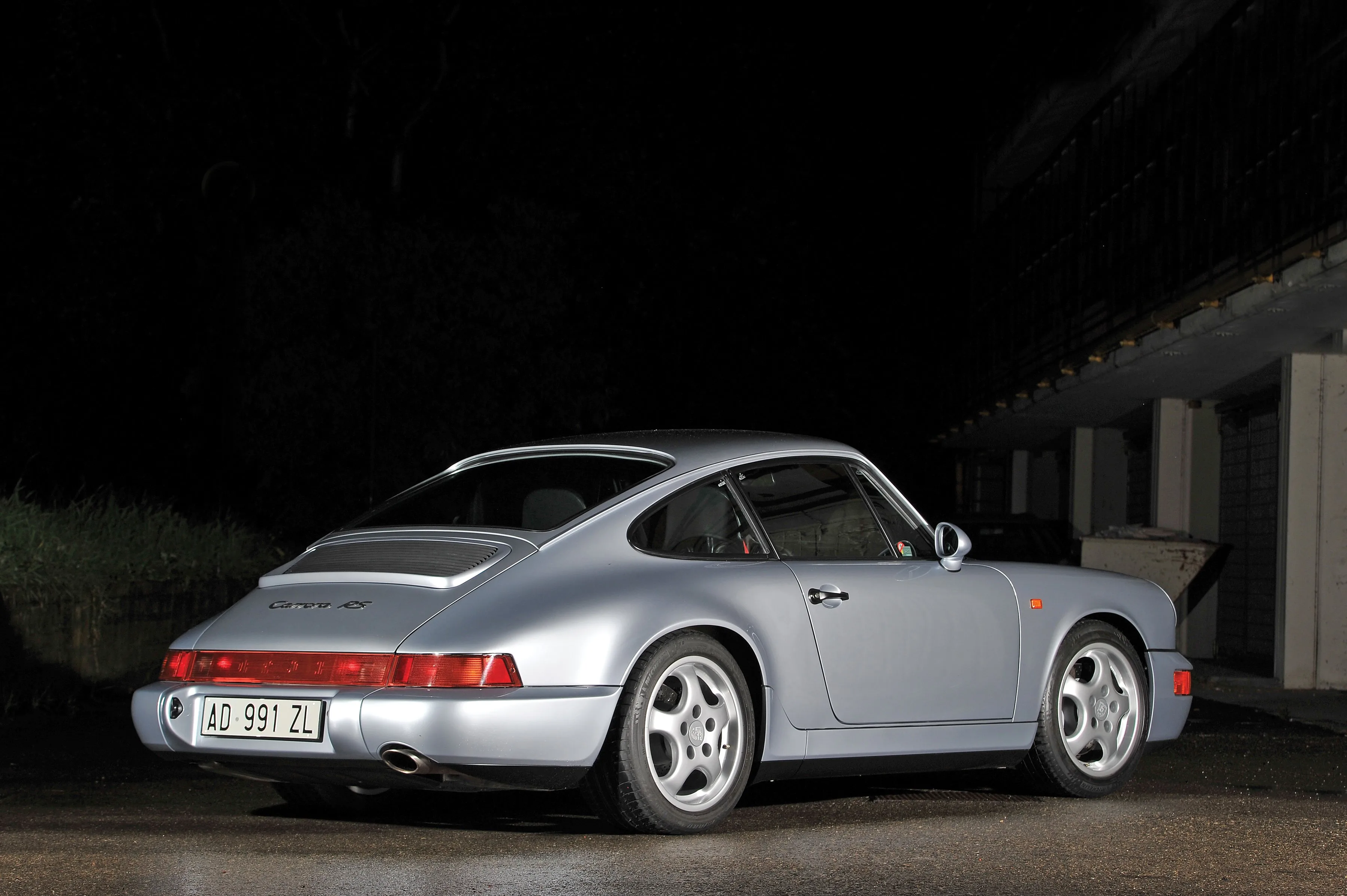 PORSCHE-911-Carrera-RS-964-2964_33.jpeg