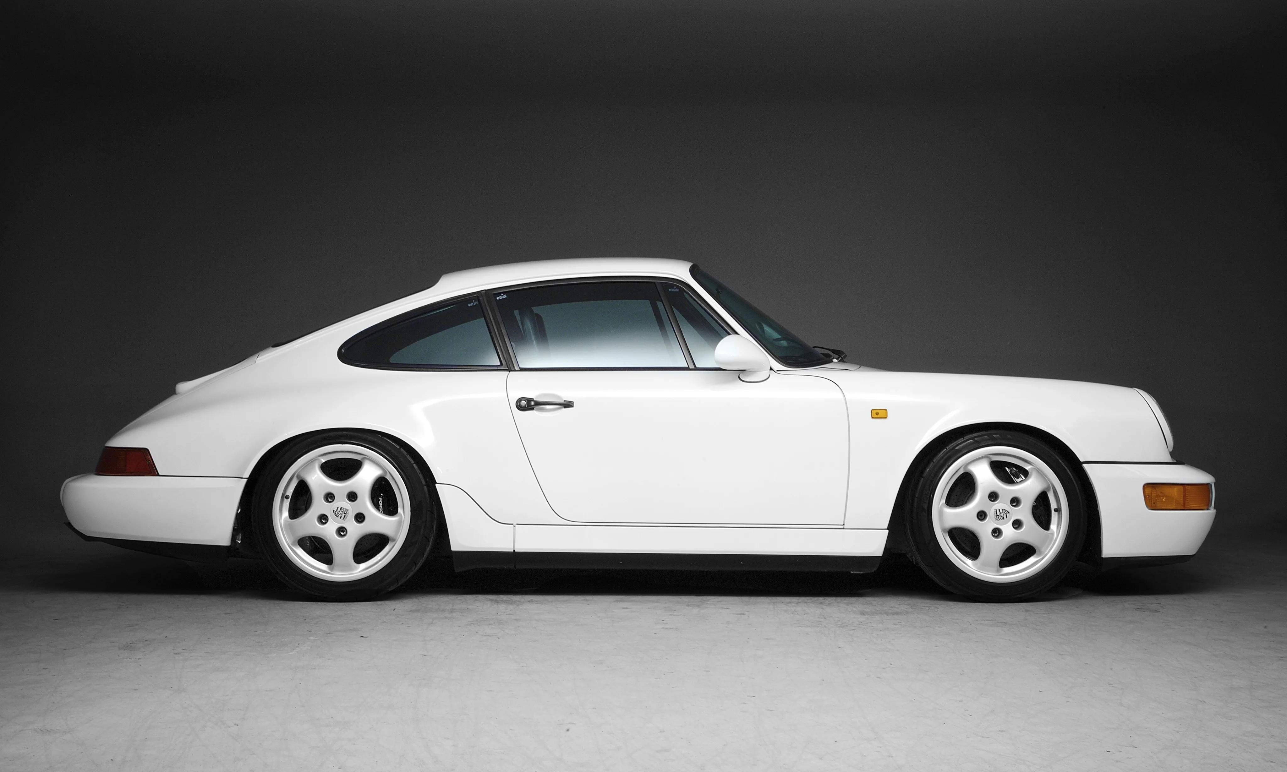 PORSCHE-911-Carrera-RS-964-2964_48.jpeg