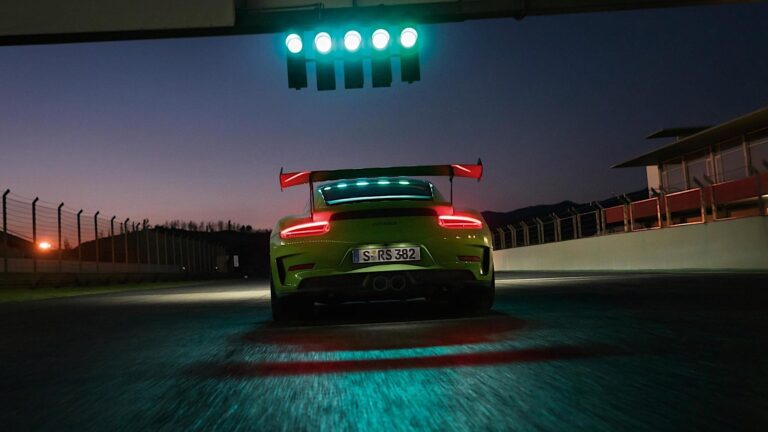 PORSCHE 911 GT3 RS (991.2) 2018-2019