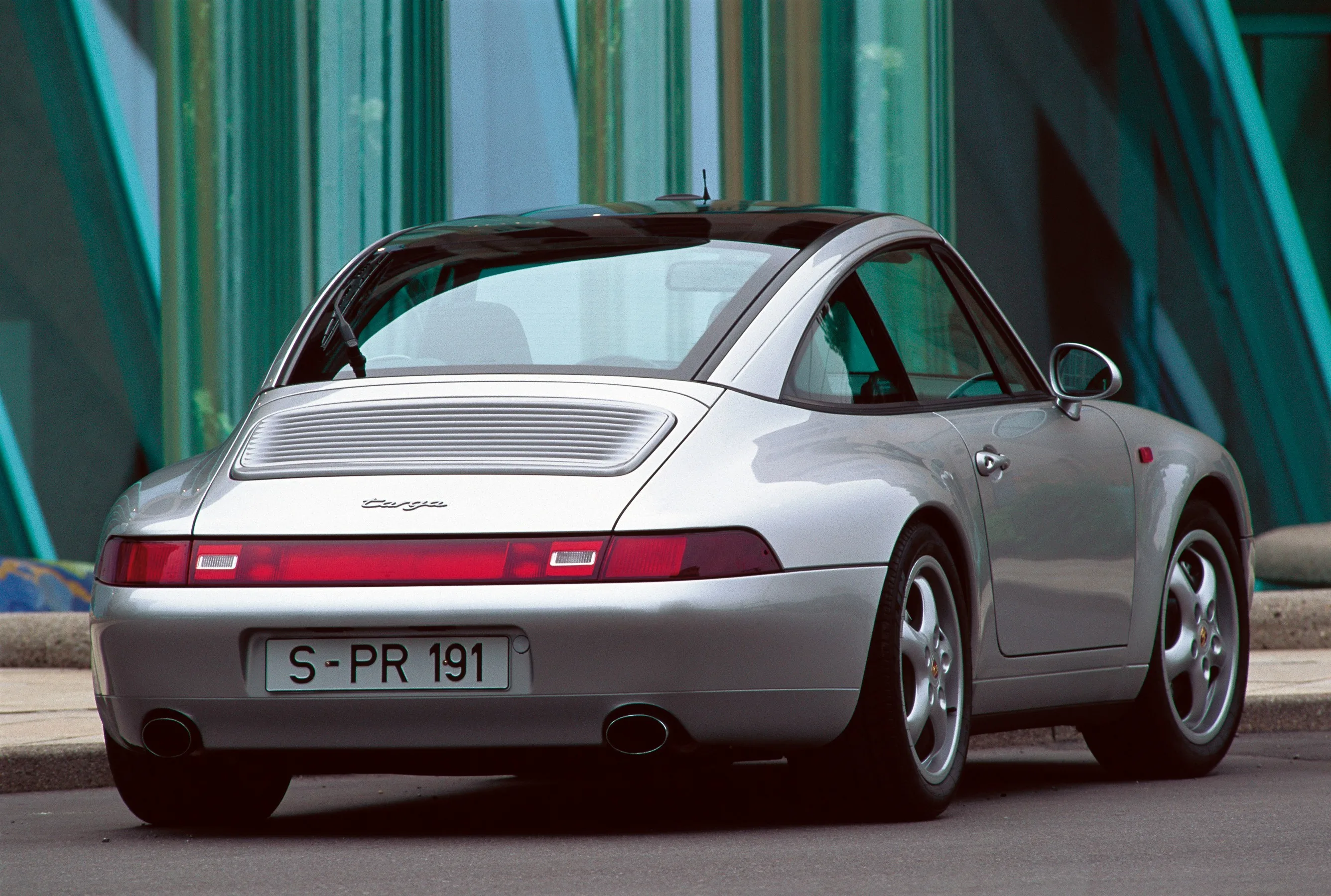 PORSCHE-911-Targa-993-2956_5.jpeg