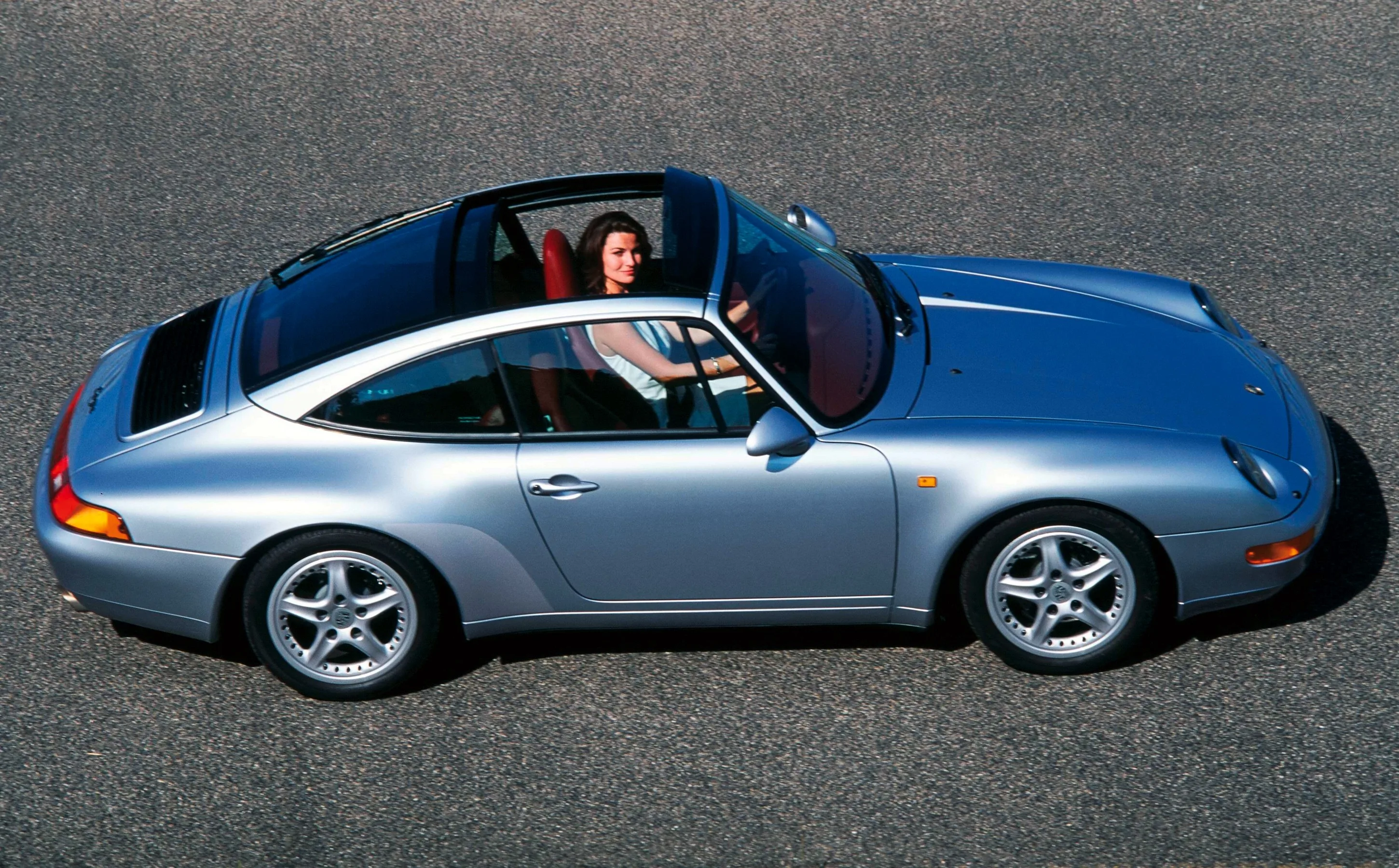 PORSCHE-911-Targa-993-2956_7.jpeg