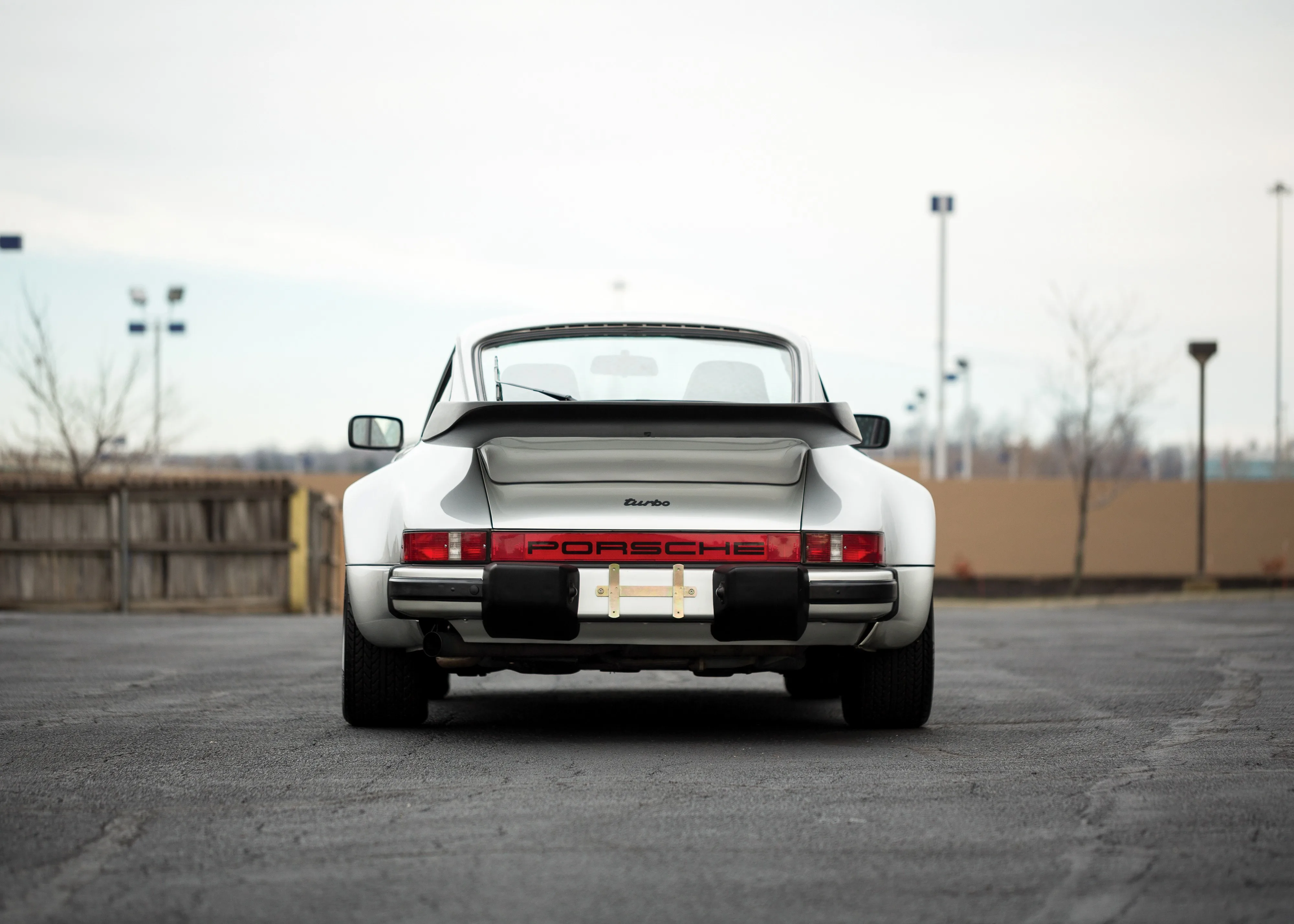 PORSCHE-911-Turbo-930-2987_87.jpeg