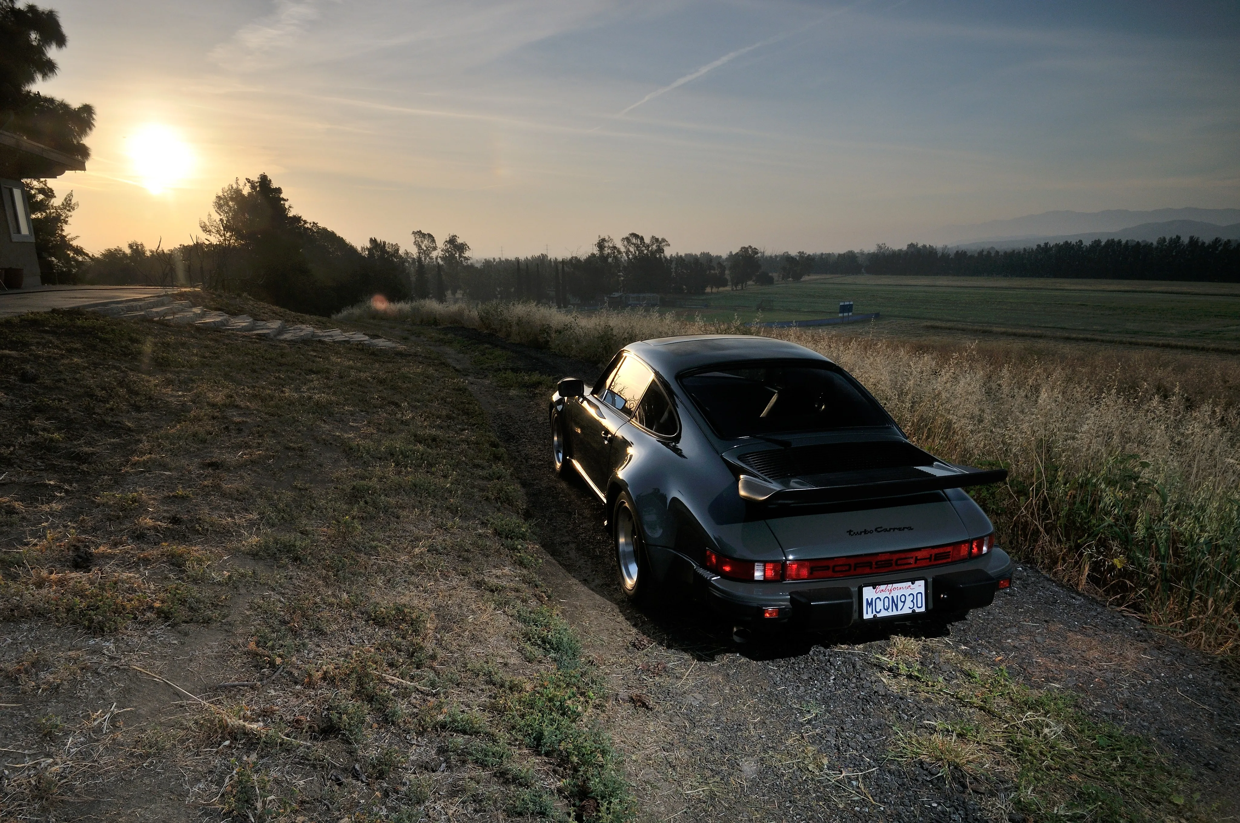 PORSCHE-911-Turbo-930-2991_26.jpeg
