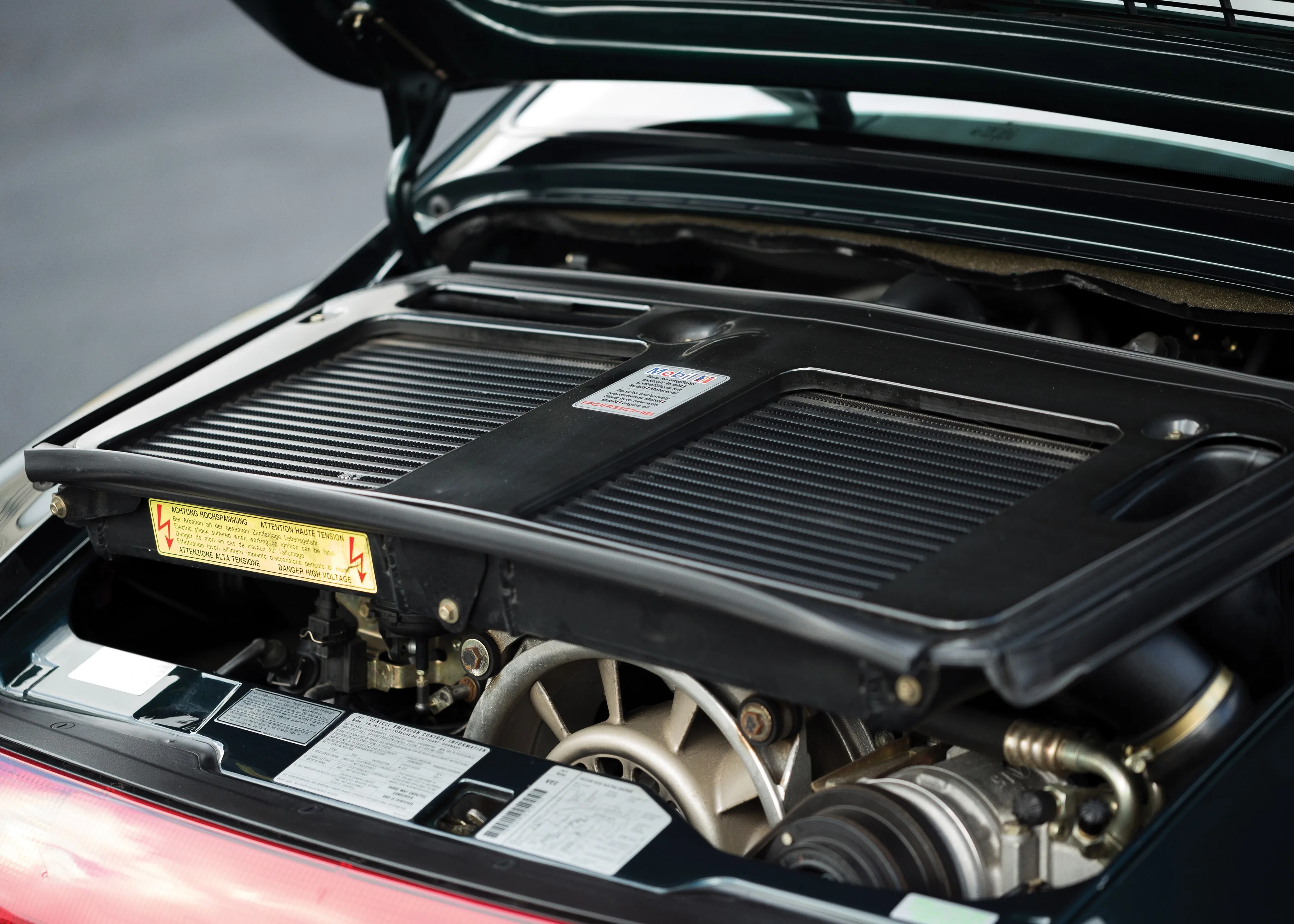 PORSCHE-911-Turbo-993-2955_10.jpeg