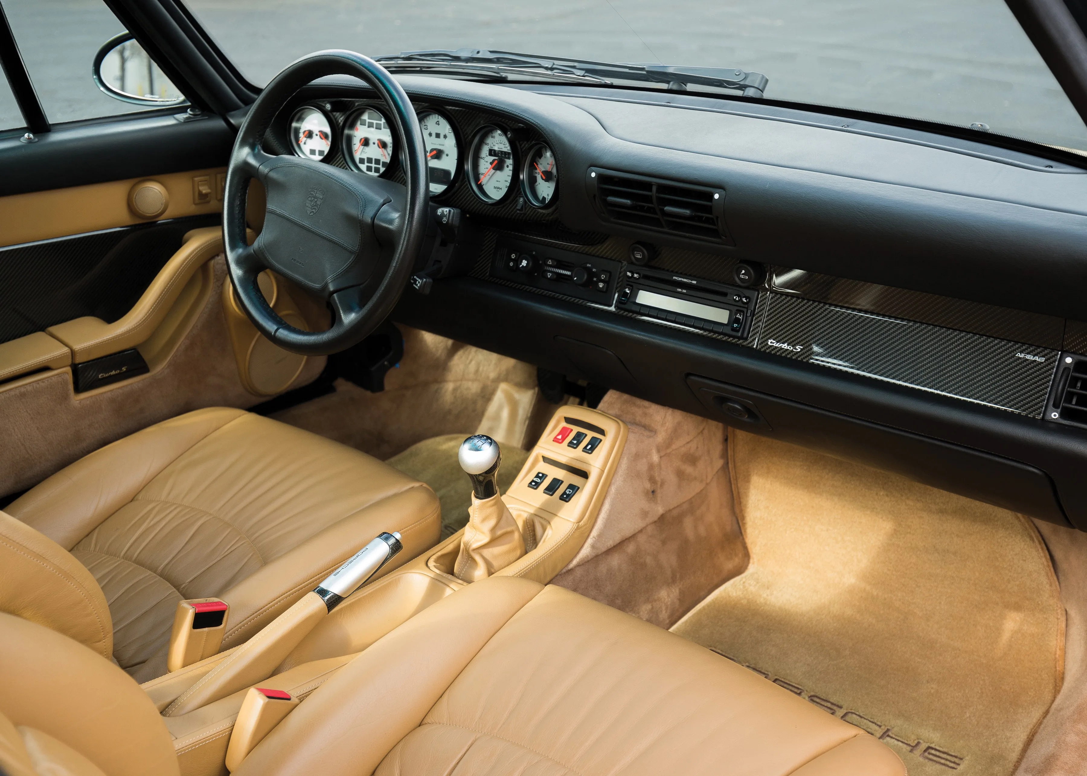 PORSCHE-911-Turbo-993-2955_7.jpeg