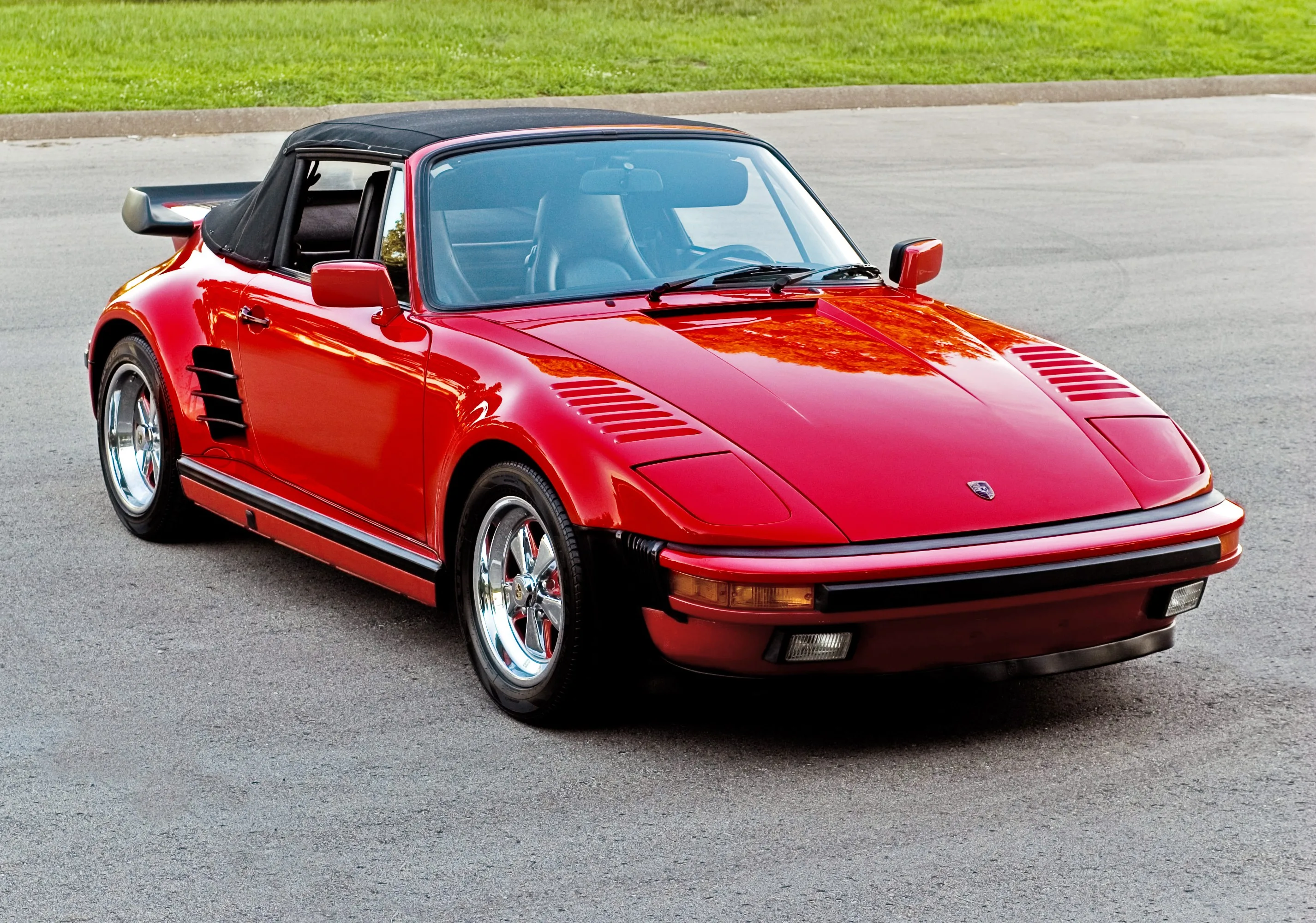PORSCHE-911-Turbo-Cabriolet-Flachtbau-930-3001_13.jpeg