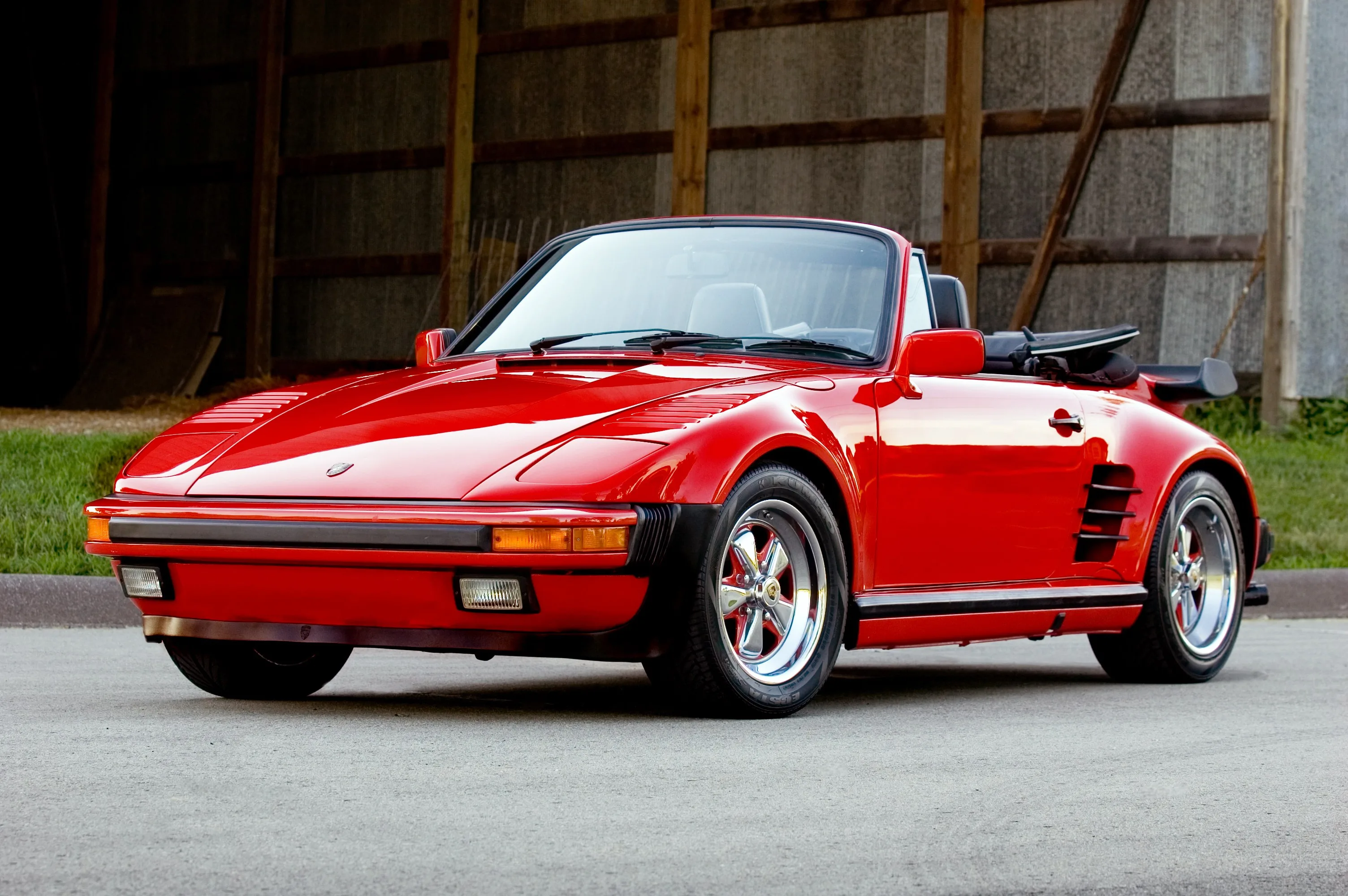 PORSCHE-911-Turbo-Cabriolet-Flachtbau-930-3001_14.jpeg
