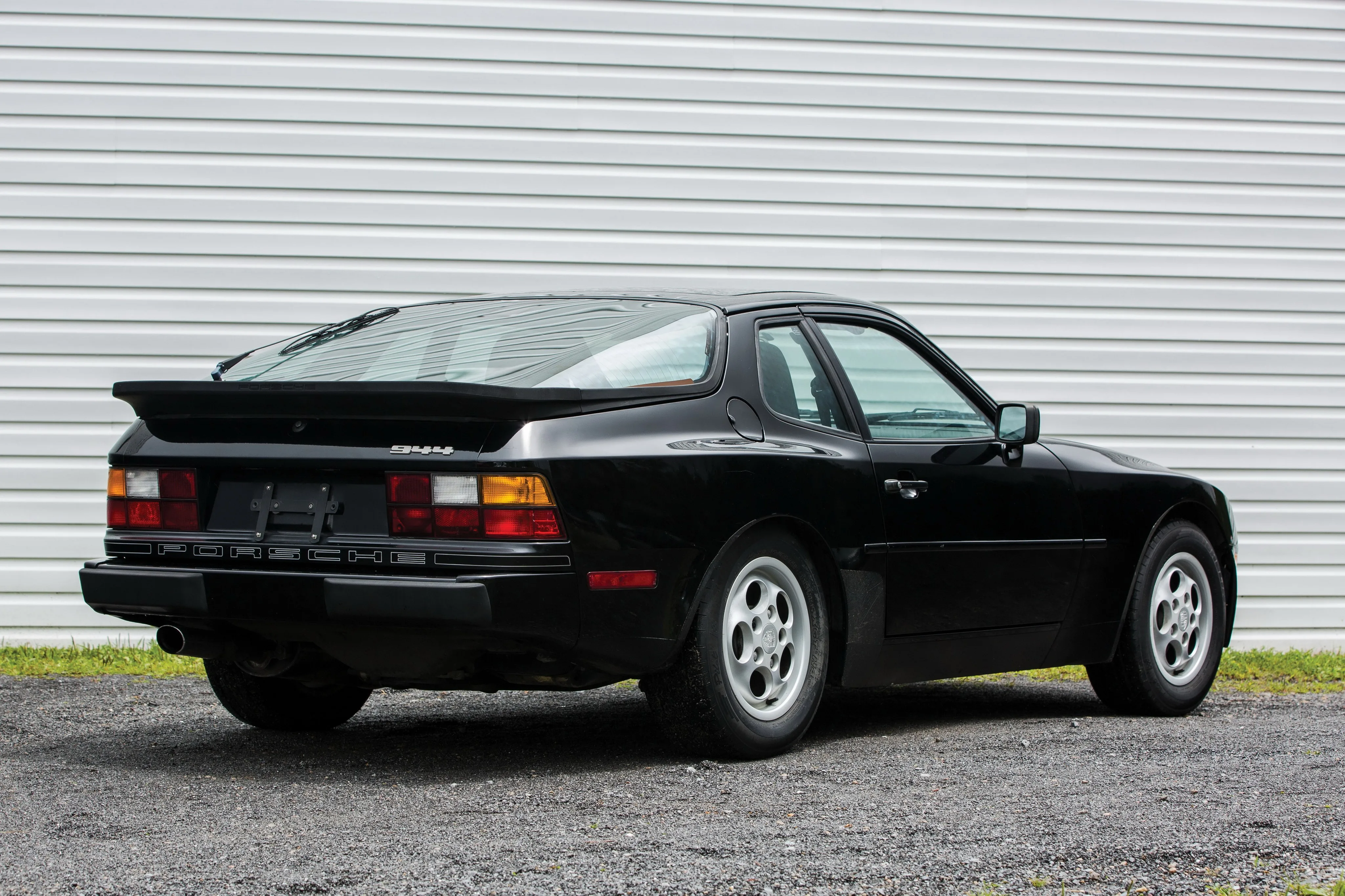 PORSCHE-944-3027_17.jpeg
