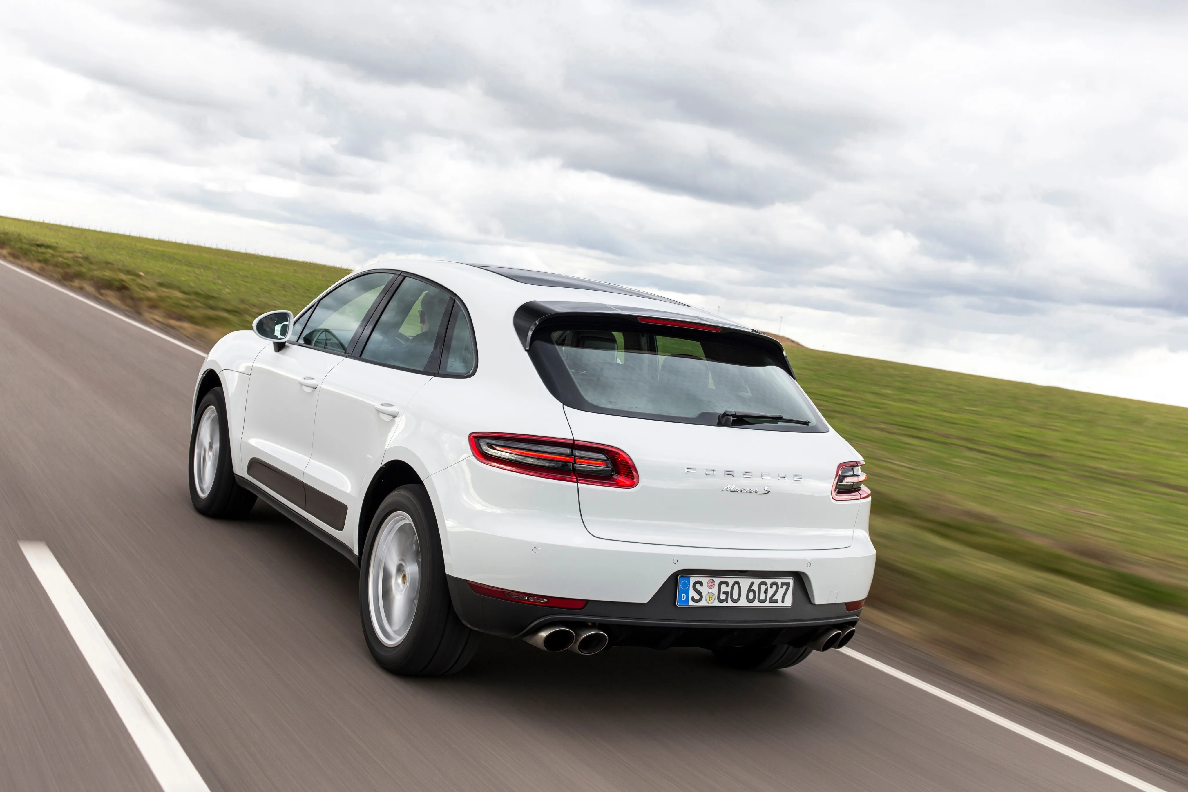 PORSCHE-Macan-S-5035_62.jpeg