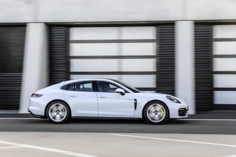 PORSCHE Panamera 4S E-Hybrid (971) 2020-Present