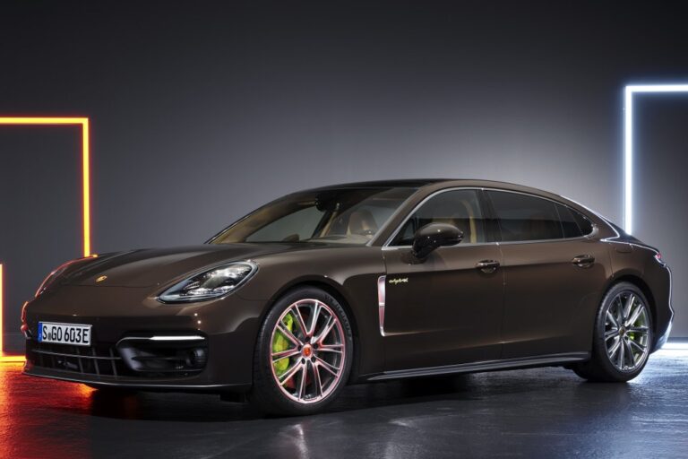 PORSCHE Panamera 4S E-Hybrid Executive (971) 2020-Present