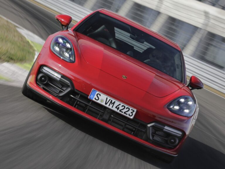 PORSCHE Panamera GTS Sport Turismo (971) 2020-Present