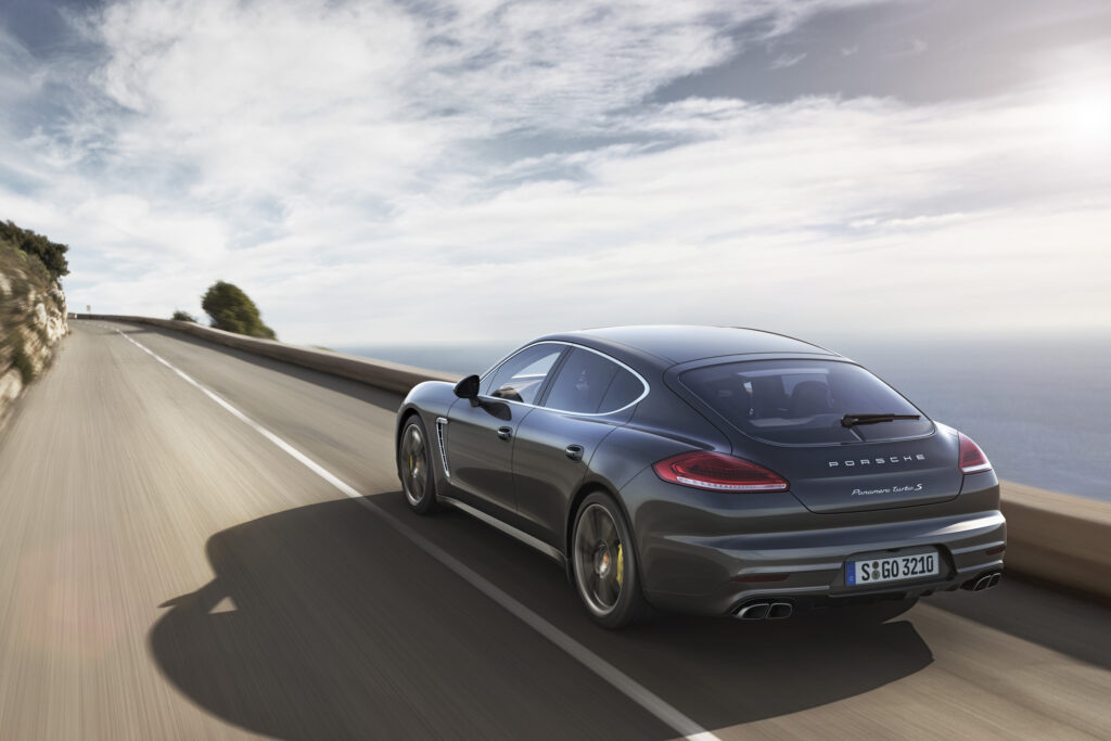 PORSCHE Panamera Turbo S (970) 2013-2016