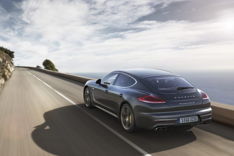 PORSCHE Panamera Turbo S (970) 2013-2016
